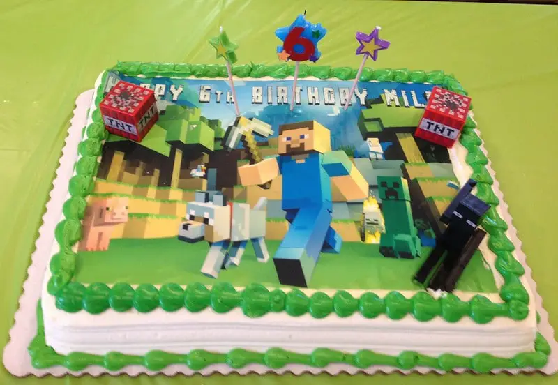 Minecraft party cake